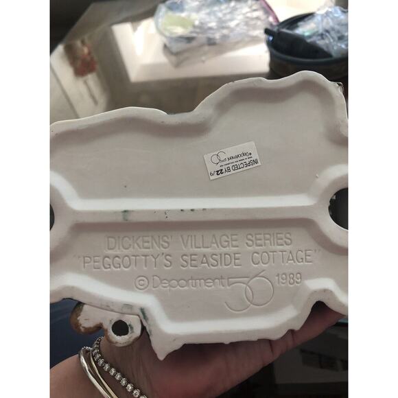 Dept. 56 Dickens Village David Copperfield Peggotty's Seaside Cottage 5550-6 Box - Picture 6 of 7